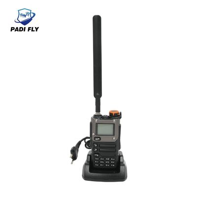 खरीदें 1.2 किमी पोर्टेबल ड्रोन डिटेक्टर 300MHz-6GHz फ्रीक्वेंसी कवरेज और 3000mA/H बैटरी क्षमता के साथ एक साथ 10 ड्रोन का पता लगा सकता है ऑनलाइन निर्माण